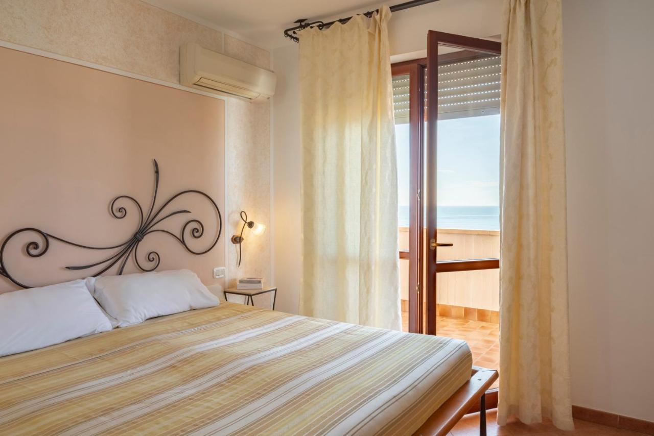 Lola Piccolo Hotel E Appartamenti Marina di Grosseto Buitenkant foto