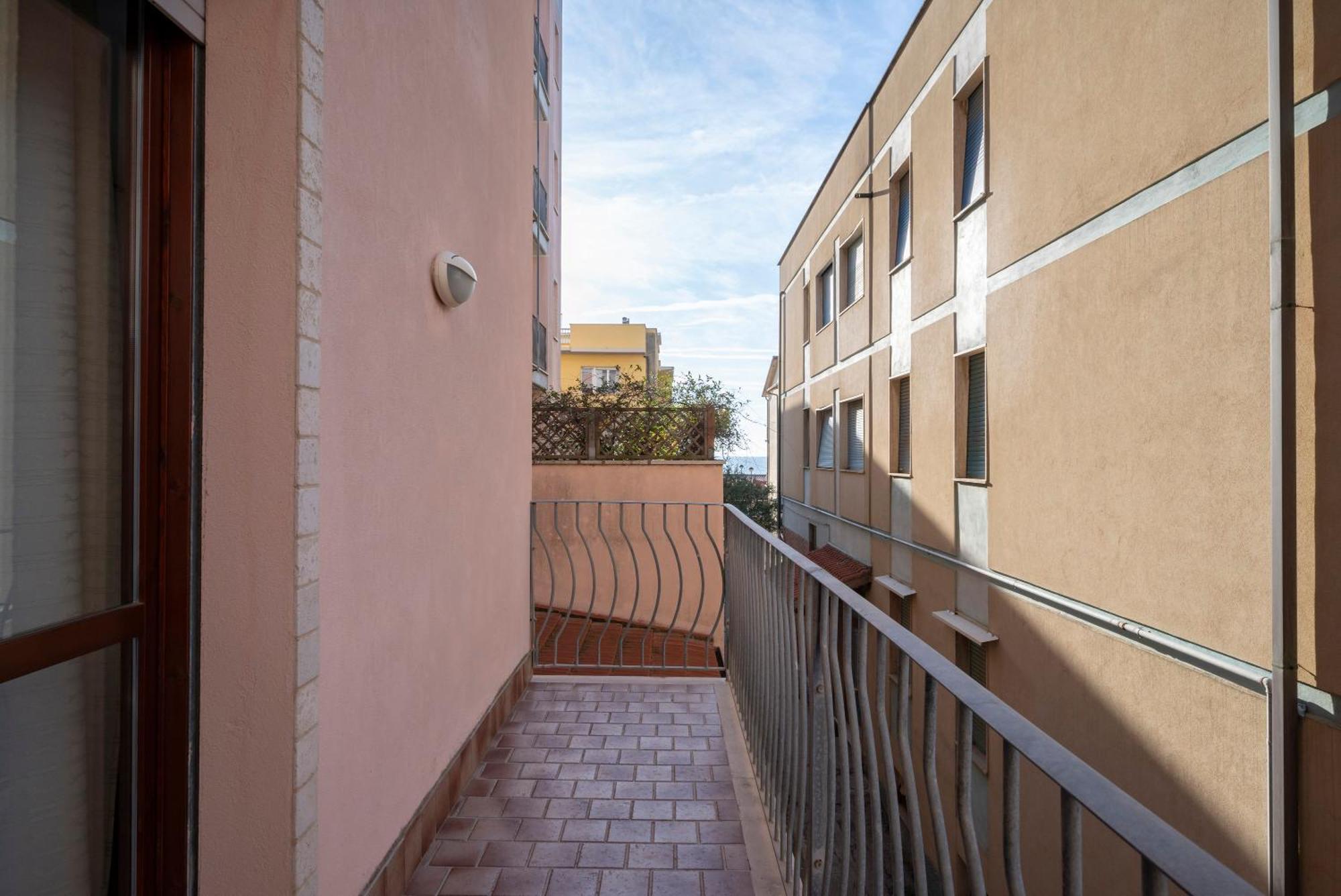 Lola Piccolo Hotel E Appartamenti Marina di Grosseto Buitenkant foto